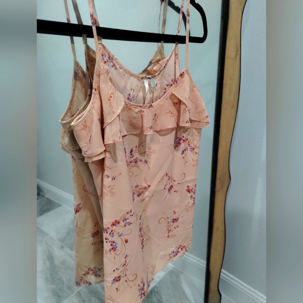 Lauren Conrad ruffled tank top